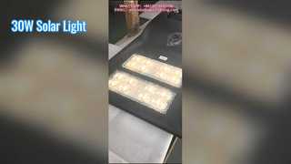 Temperatura di colore del lampione solare a due moduli 4000K utilizzata nelle strade di Uraban.