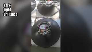 Lampada da giardino a sospensione a LED in alluminio pressofuso, garanzia di 5 anni, utilizzata nei parchi.