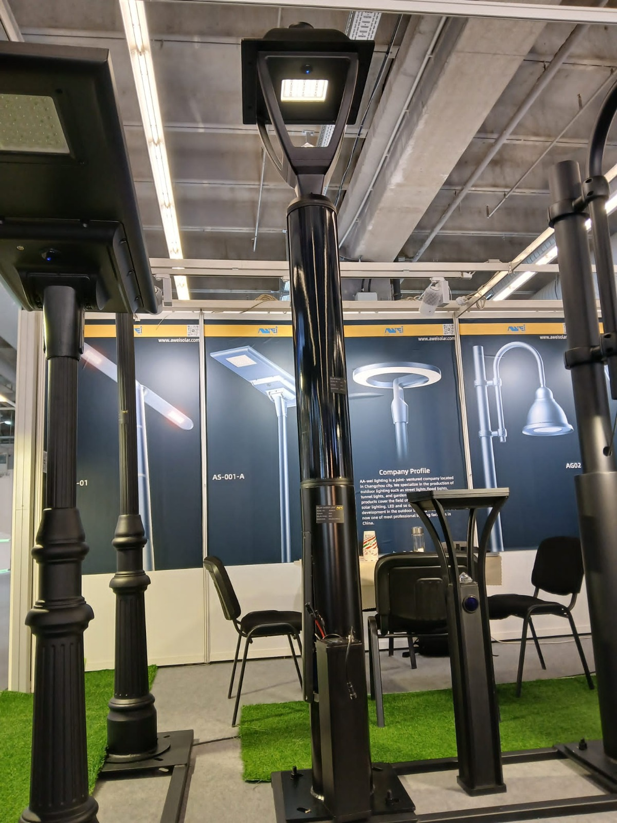 Ultimi blog aziendali su Modulo Solare Cilindrico in Vetro Temperato Lanciato Ufficialmente.