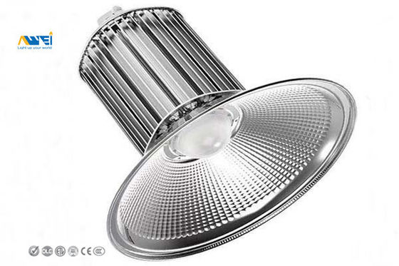 Raffreddi 100W bianco - il magazzino industriale 250W principale accendendo le alte luci della baia 23000lm